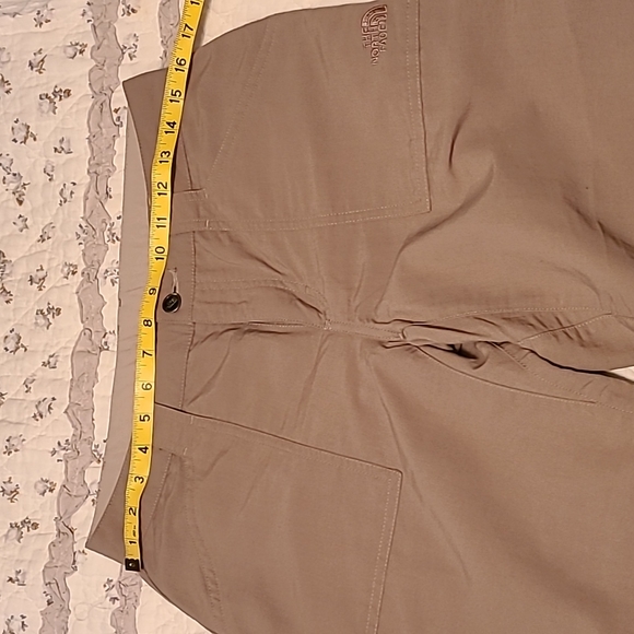 The North Face capris - Picture 2 of 5